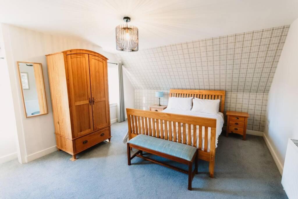 Factors House - A Comfy Cottage In Countryside Park With Wifi And Access To Bar And Pool Perth Eksteriør billede