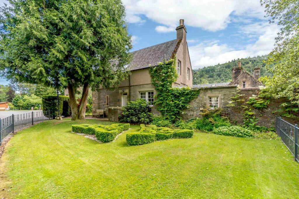 Factors House - A Comfy Cottage In Countryside Park With Wifi And Access To Bar And Pool Perth Eksteriør billede