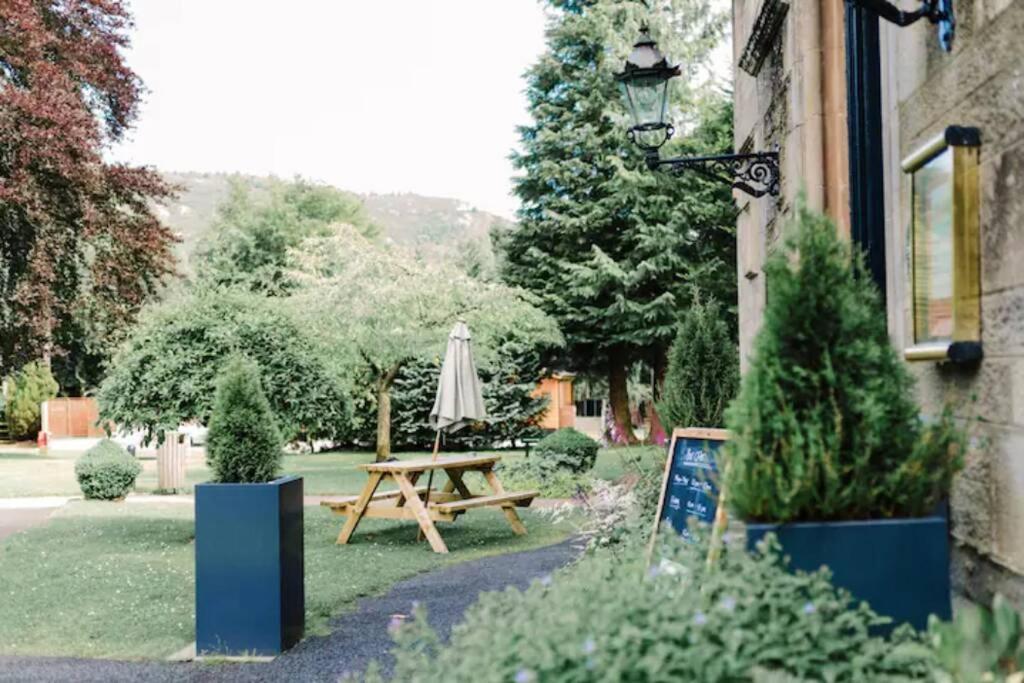 Factors House - A Comfy Cottage In Countryside Park With Wifi And Access To Bar And Pool Perth Eksteriør billede